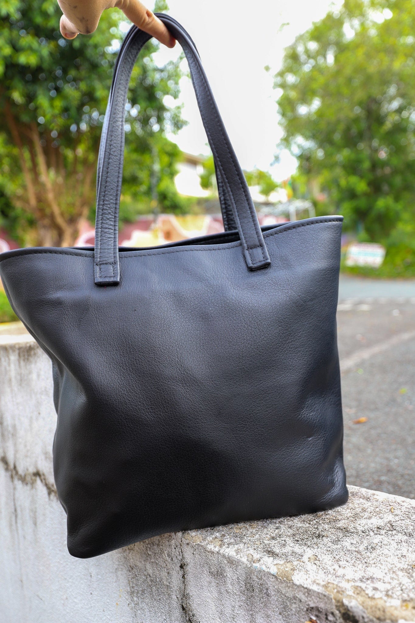 Black leather clearance bags women's handbags