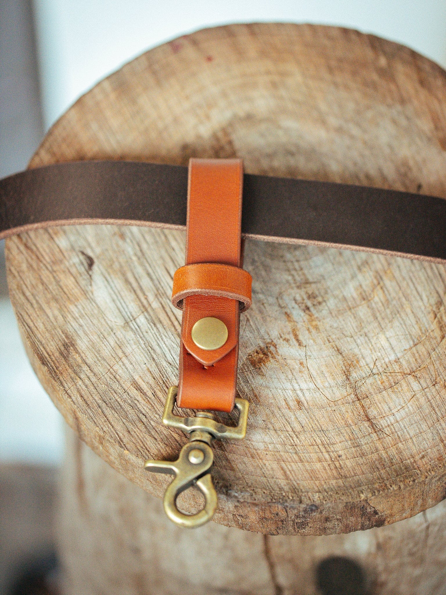 Leather belt hot sale loop keychain